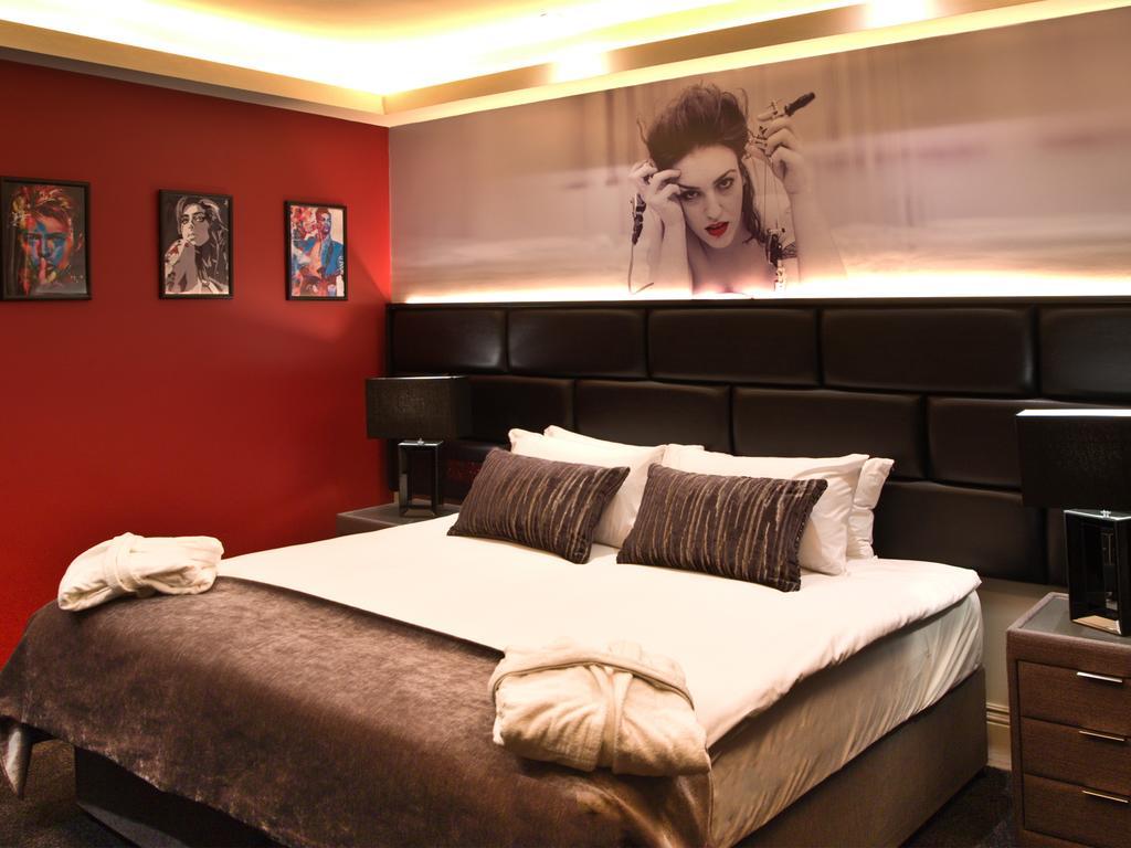 The Residence Hotel Γκάλγουεϊ Εξωτερικό φωτογραφία