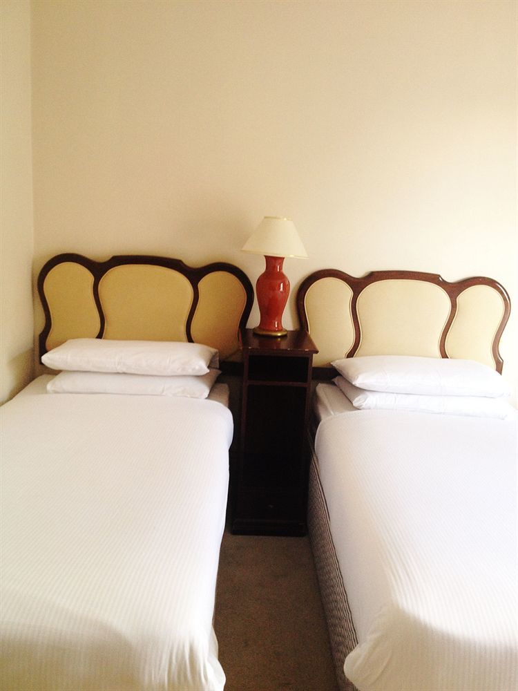 The Residence Hotel Γκάλγουεϊ Εξωτερικό φωτογραφία