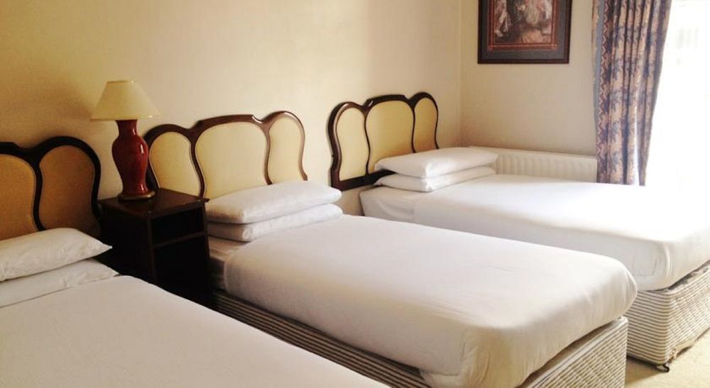 The Residence Hotel Γκάλγουεϊ Εξωτερικό φωτογραφία