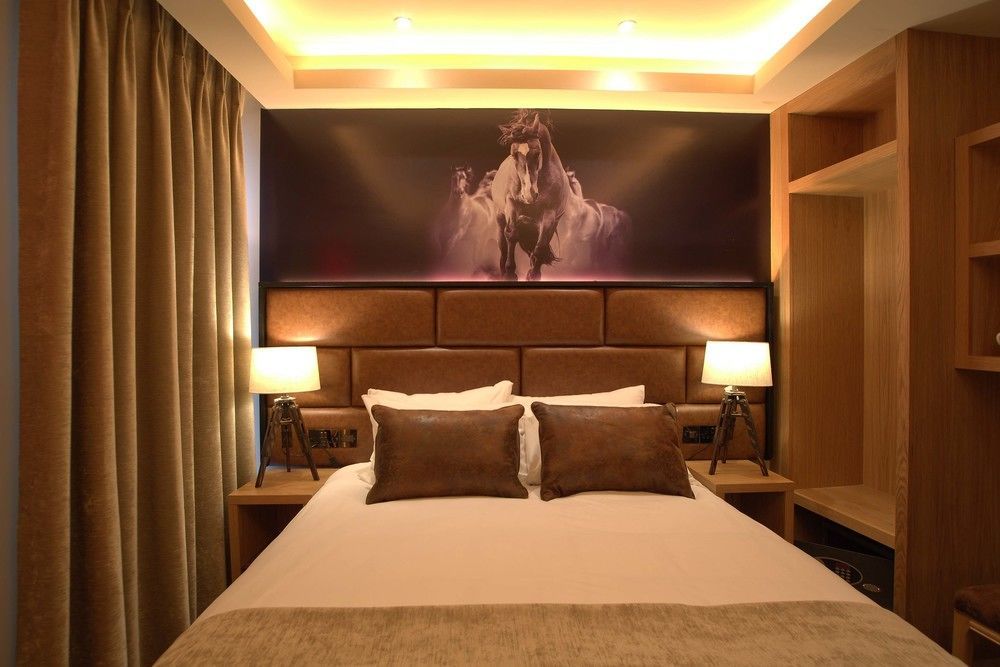 The Residence Hotel Γκάλγουεϊ Εξωτερικό φωτογραφία
